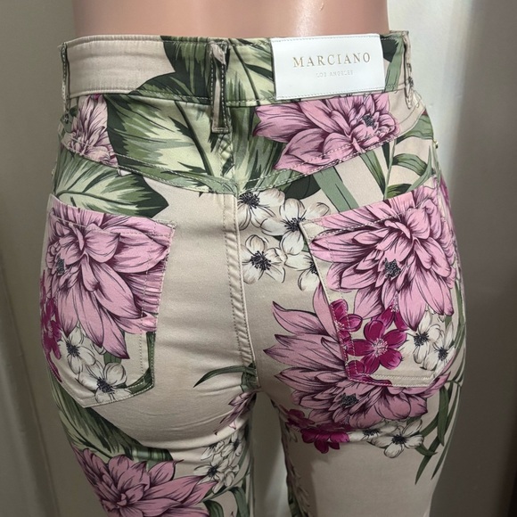 MARCIANO LOS ANGELES Women’s Floral Print High Rise Pants - Picture 7 of 15
